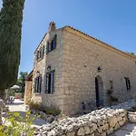 Villa Nephos
